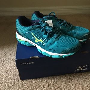 Mizuno Women’s Running Shoes